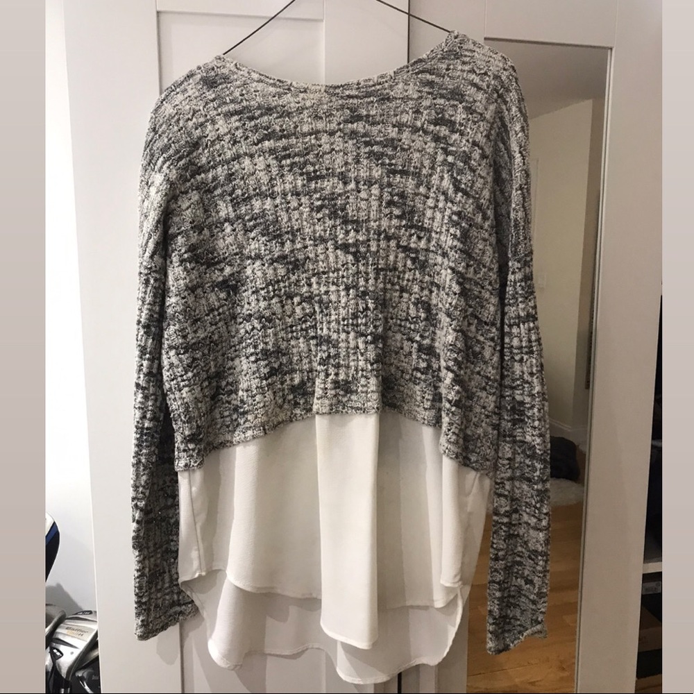 Amazing zara gray/white sweater.